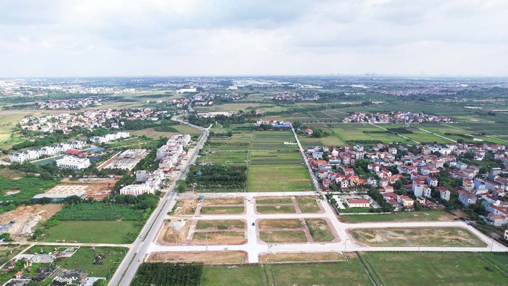 Los extranjeros “abandonan el pueblo”, los vietnamitas “abandonan la ciudad”