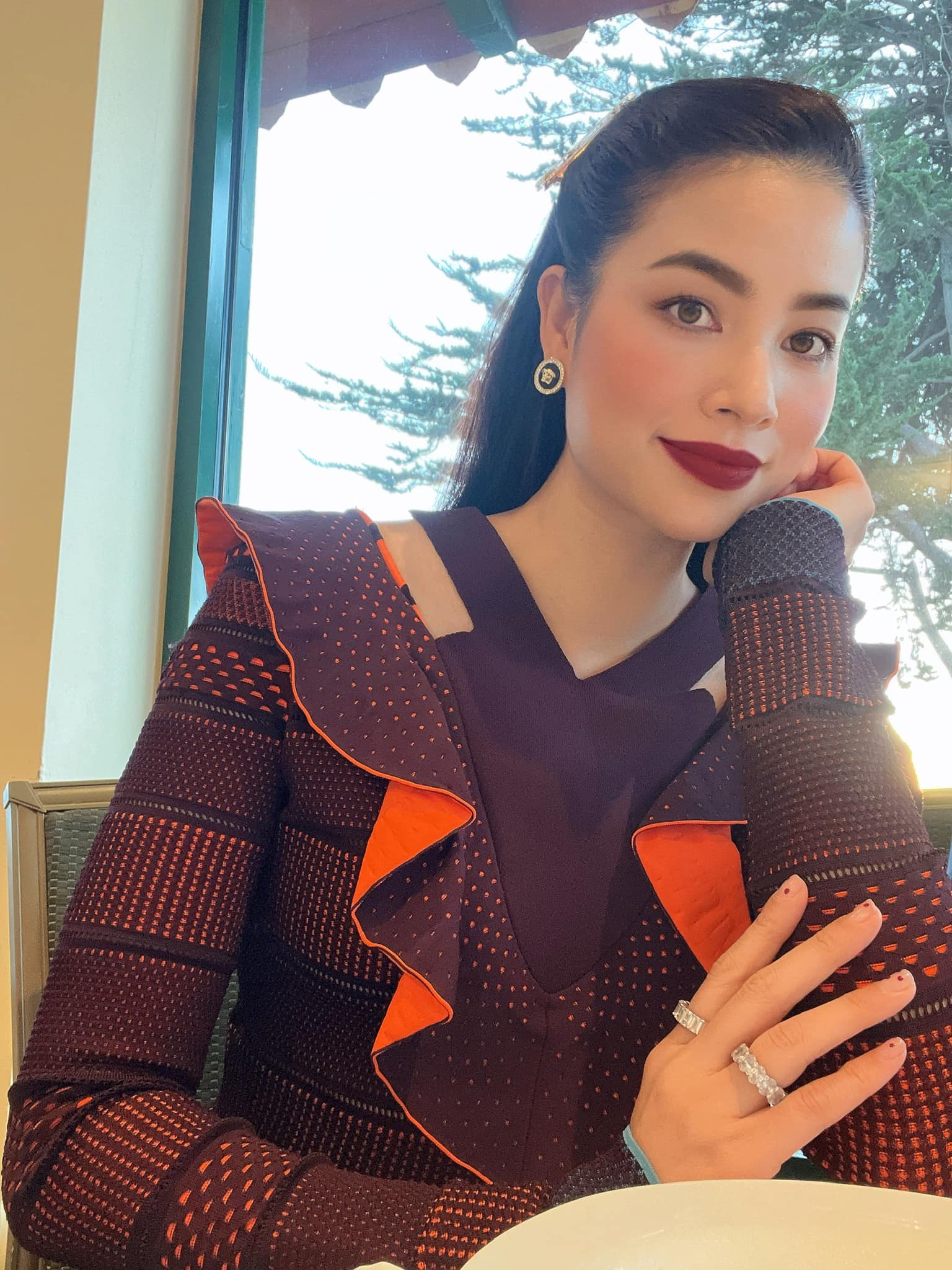 Cuộc sống đáng ngưỡng mộ của một Hoa hậu Việt tại Mỹ có loạt nhẫn kim cương 