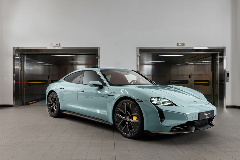 Porsche Taycan 2024 เปิดตัวในตลาดเวียดนาม ราคาเริ่มต้น 462 พันล้านดอง ภาพที่ 1