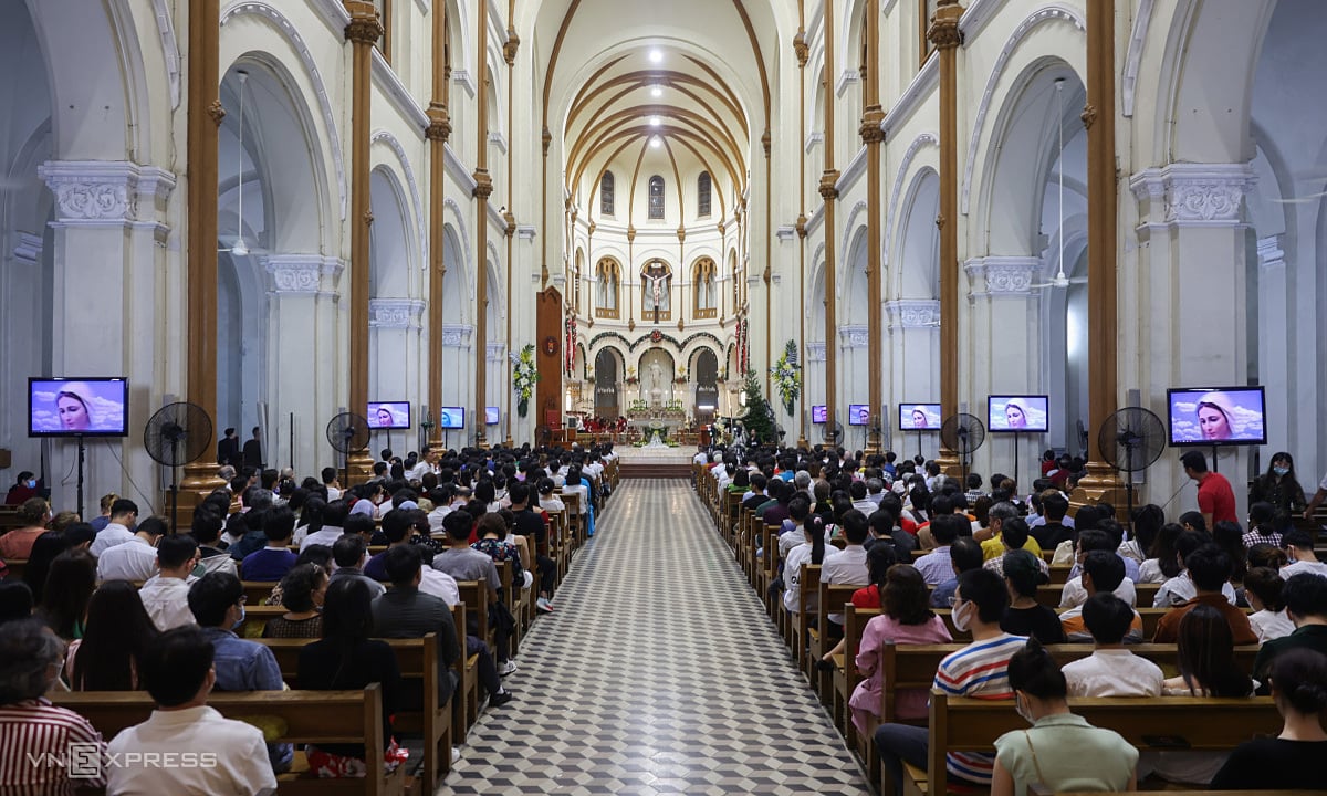 Que faut-il garder à l’esprit lorsque l’on va à l’église à Noël ?