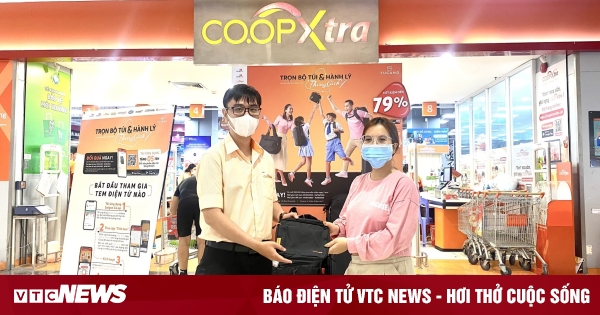 Co.opmart và Co.opXtra tung thêm deal trong chương trình 'hành trang đến trường'