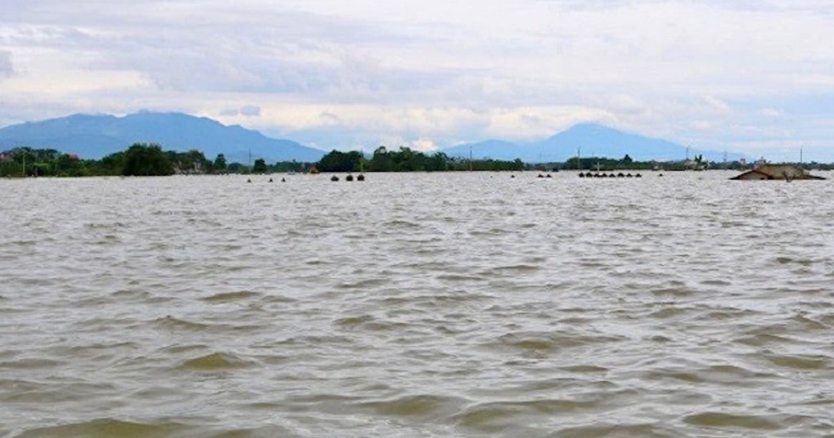 Прекратите откачку воды в реку Тич, поскольку уровень воды превысил III уровень.