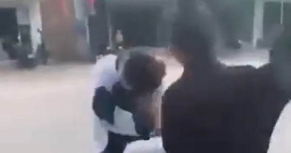 Investigation into the case of two strange women beating a female student in front of the school gate