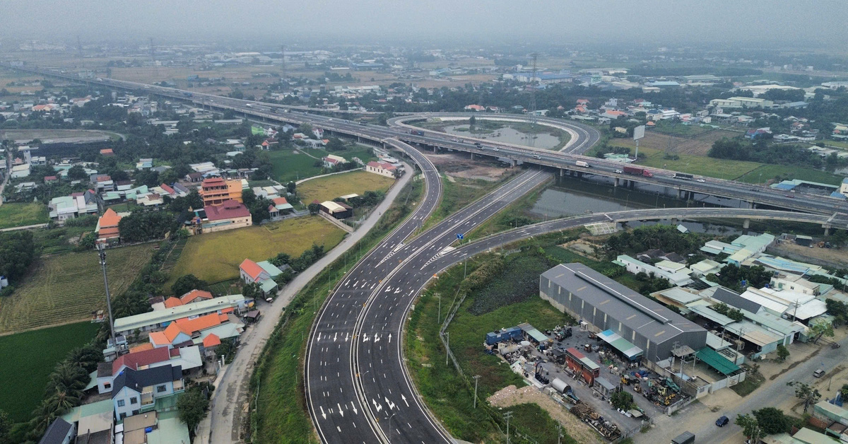 Investissements dans les infrastructures, l'économie occidentale prospère