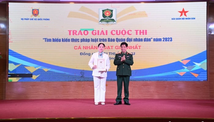 Trao giải Cuộc thi trực tuyến 'Tìm hiểu kiến thức pháp luật trên Báo Quân đội nhân dân' năm 2023