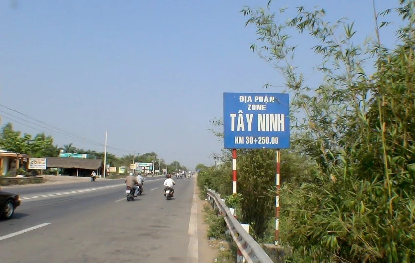 Promoting the connection of the two expressways Ho Chi Minh City - Moc Bai and Phnom Penh - Ba Vet