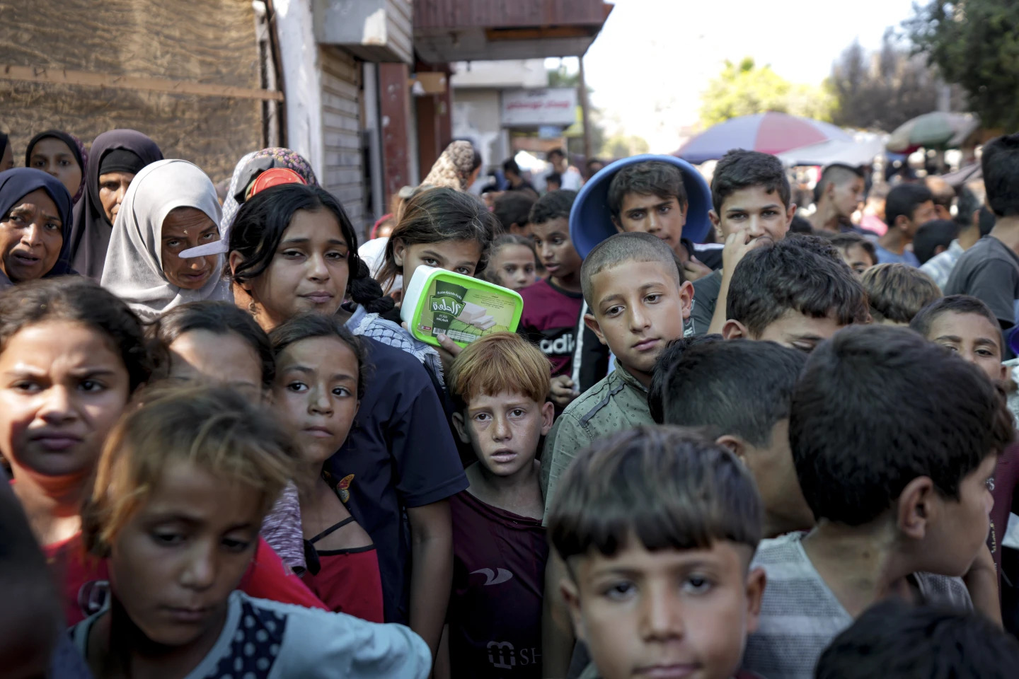 لماذا تُقيّد إسرائيل المساعدات المُقدّمة للفلسطينيين في غزة؟ الصورة ١