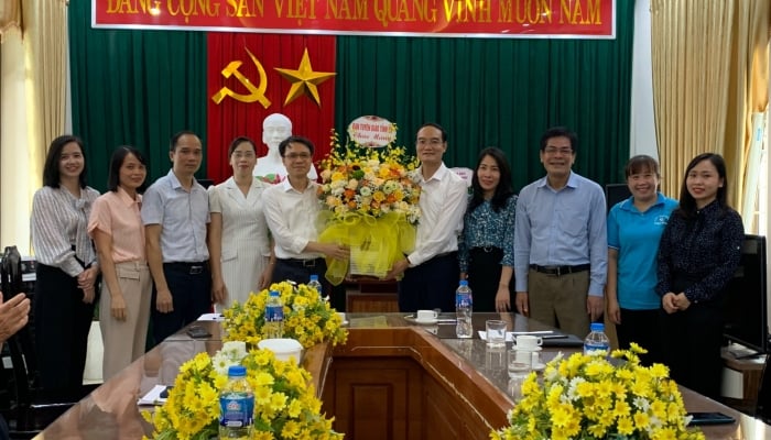 Vinh Phuc lance le Bureau de l'Association provinciale des journalistes et accepte de nouveaux membres