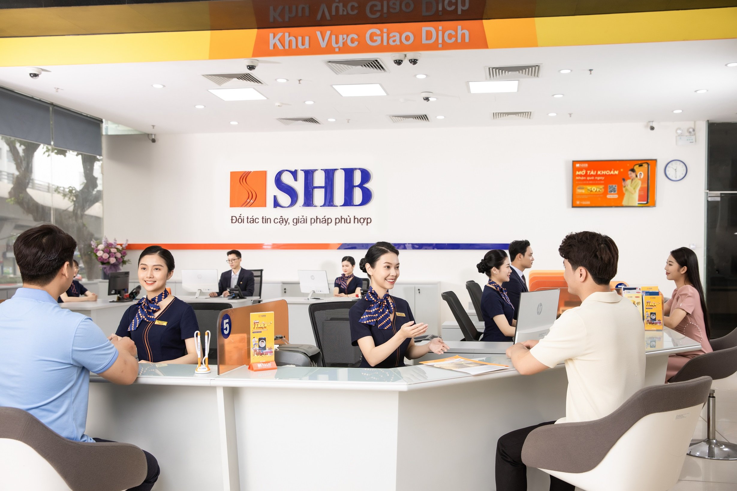 SHB's pre-tax profit in the first 6 months of the year reached 6,860 billion VND, achieving 61% of the 2024 plan