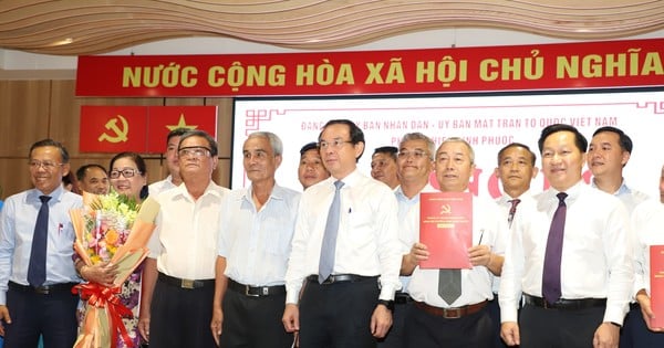 Ho-Chi-Minh-Stadtsekretär Nguyen Van Nen nimmt an der Ankündigungszeremonie eines neuen Stadtviertels in Thu Duc City teil.