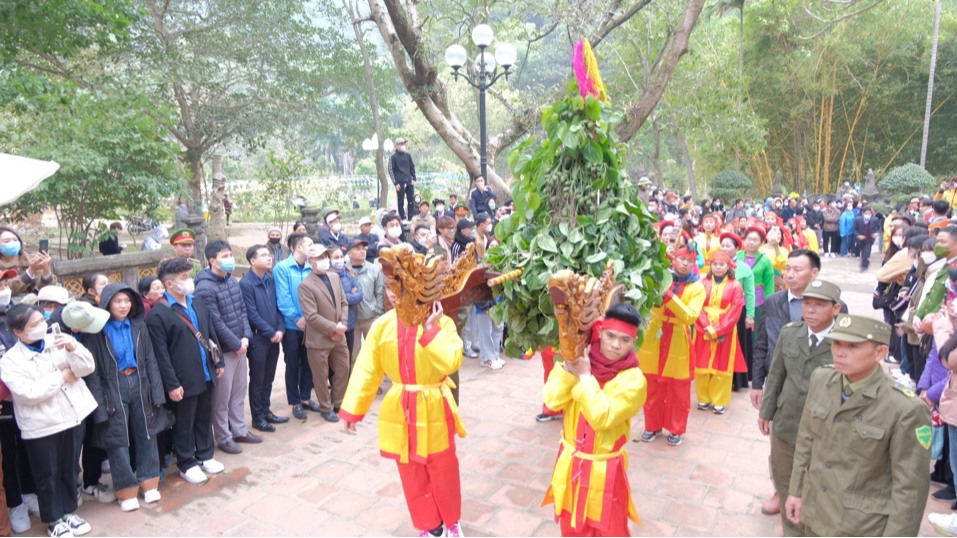 Lễ hội Đền Gióng, huyện Sóc Sơn. Ảnh: Trọng Tùng