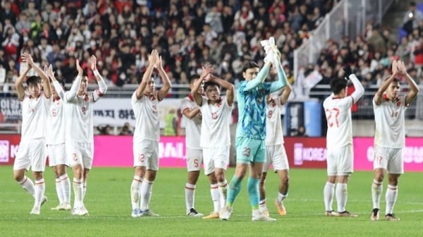 AFC praises Vietnam team and goalkeeper Dang Van Lam