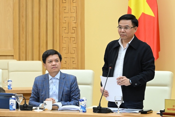 M. Le Manh Hung, directeur général de PVN, a exprimé son opinion lors de la réunion du 25 décembre. Photo : Boite à crottes