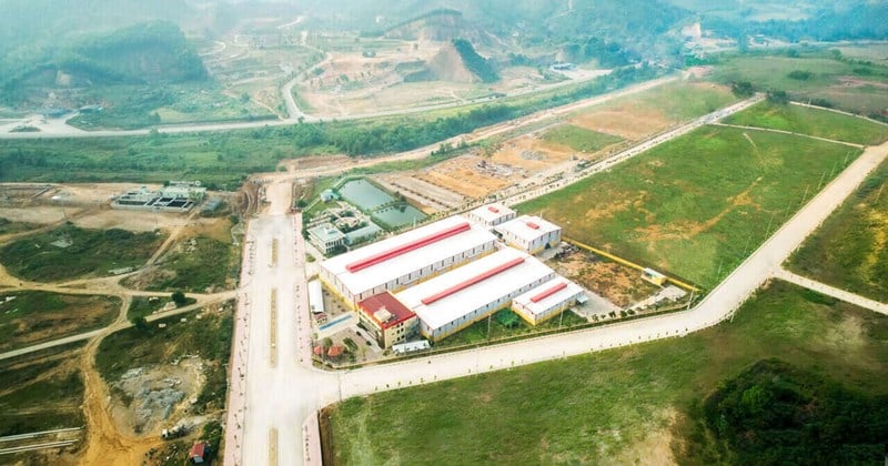 Expected largest industrial cluster in Hoa Binh to create many jobs