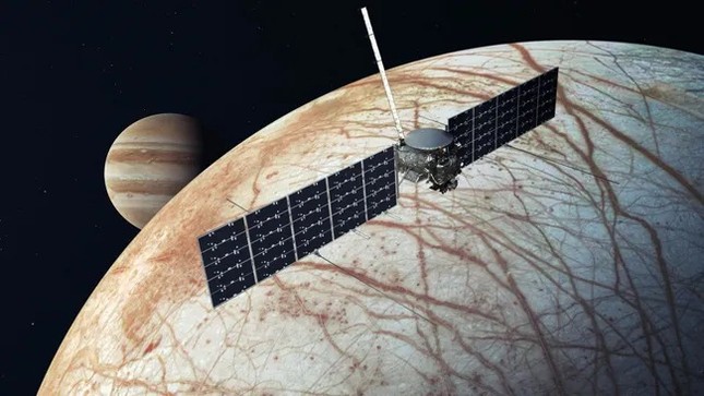 NASAは史上最大の惑星間探査機「エウロパ・クリッパー」の打ち上げに成功した（写真1）