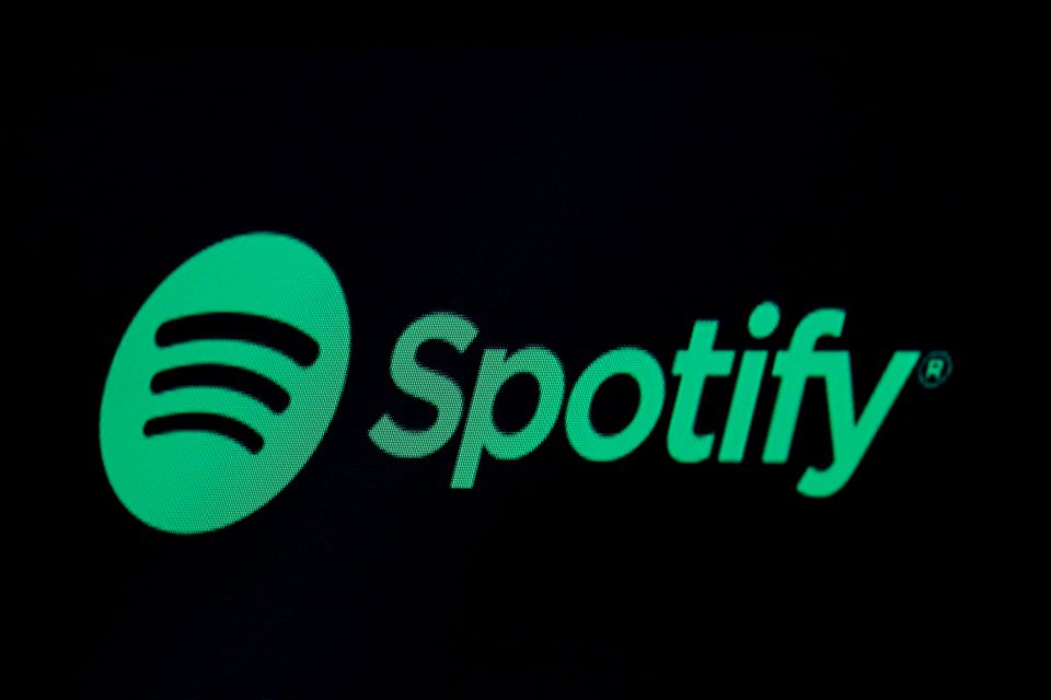 Spotify กำลังทดสอบฟีเจอร์แปลเสียงสำหรับพอดแคสต์ รูปภาพ 1