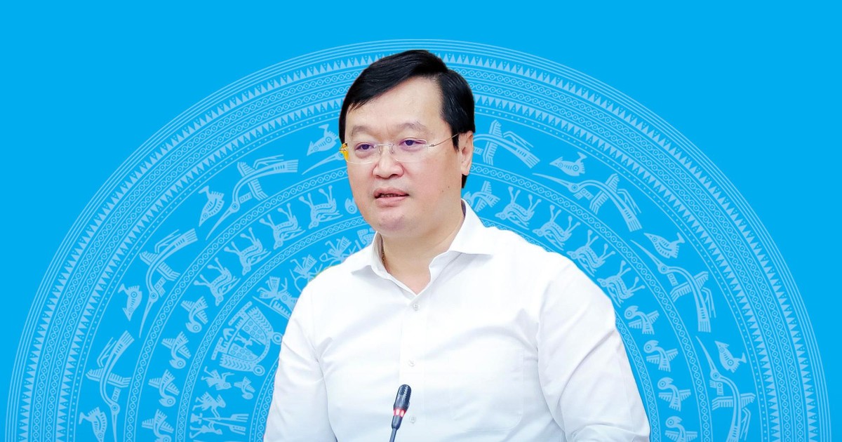 Comrade Deputy Secretary of the Provincial Party Committee, Chairman of the Provincial People's Committee Nguyen Duc Trung | Nghe An Electronic Newspaper