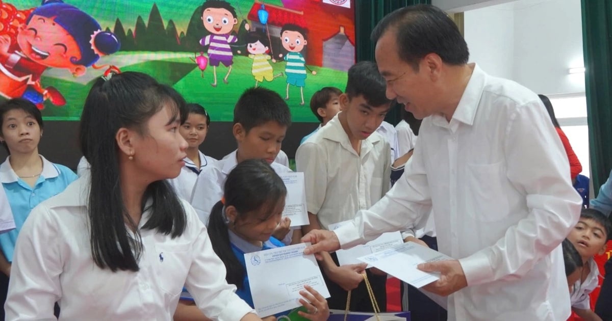 Thousands of gifts help "light up the faith" of disabled children in the Mekong Delta