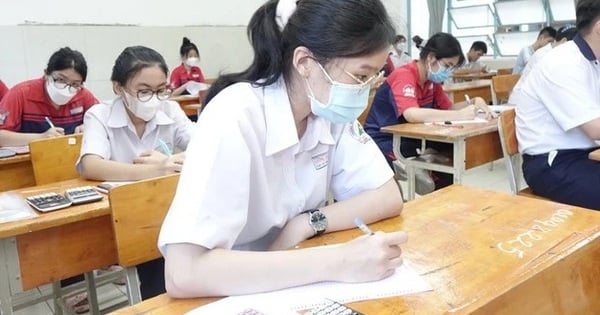 En quoi l’examen de fin d’études secondaires de 2025, composé de quatre matières, est-il différent de celui d’il y a plus de 40 ans ?