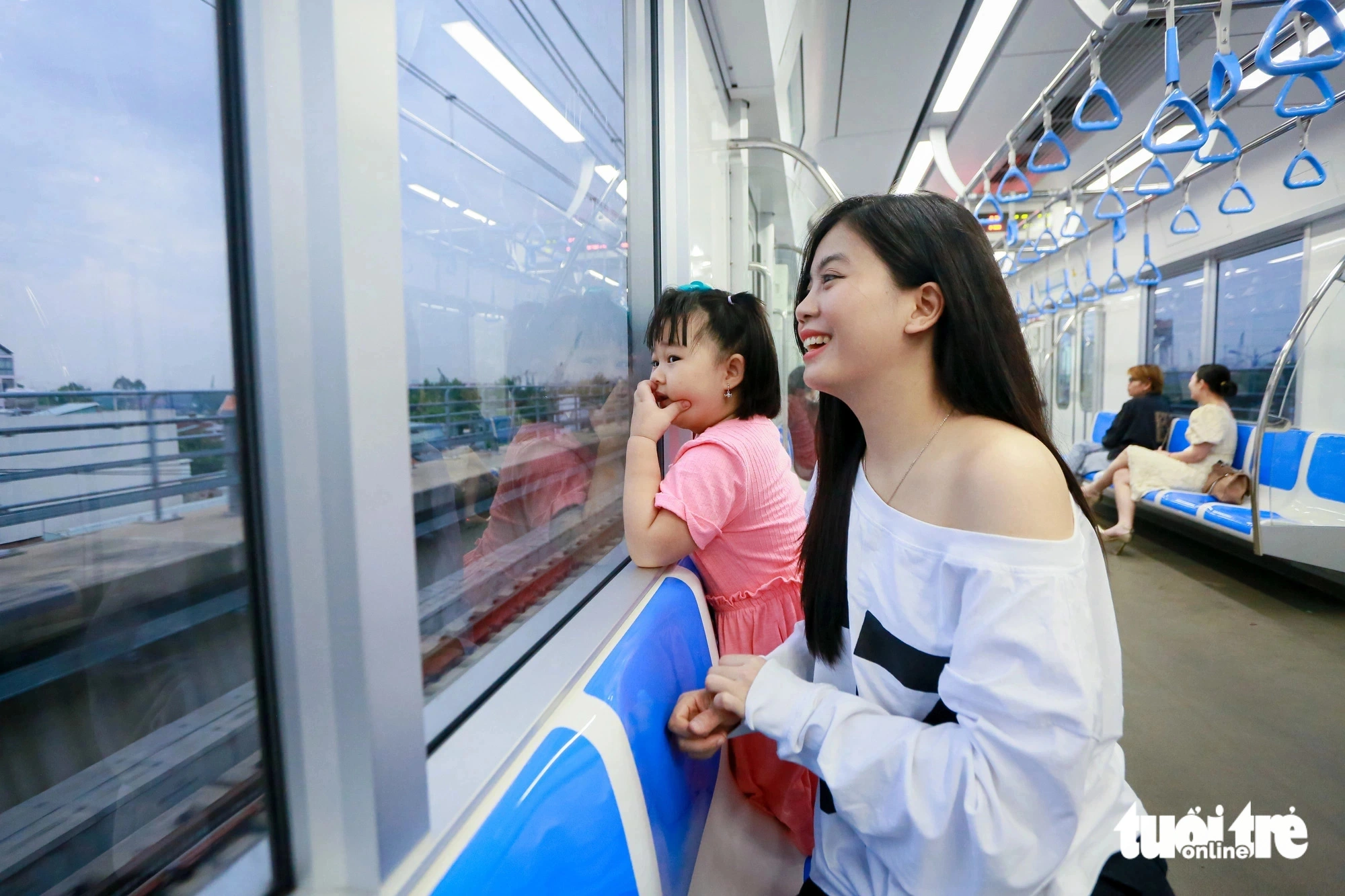 Tàu điện metro số 1 chính thức vận hành ở TP.HCM