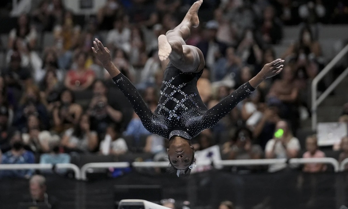 Simone Biles breaks 90-year-old US gymnastics record