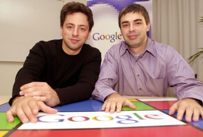 Sergey Brin (ឆ្វេង) និង Larry Page (ស្តាំ) ។ រូបថត៖ CNBC ។