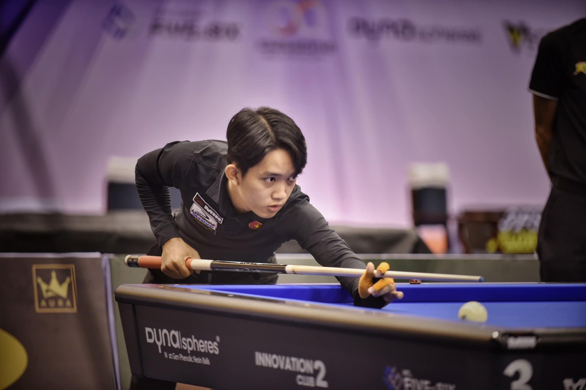 Hai cơ thủ Việt tranh vé chung kết World Cup billiards - Ảnh 2.