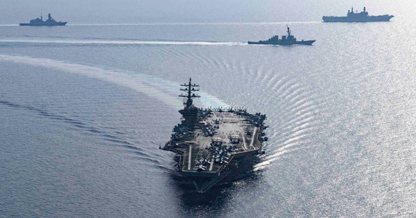 Houthi Attacked US Aircraft Carrier in Red Sea?