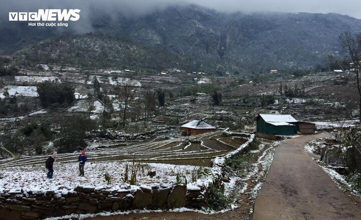 Durant cette période de froid intense, les régions du centre et les régions montagneuses du Nord risquent de connaître du gel et du gel. (Photo : Hai Luan)