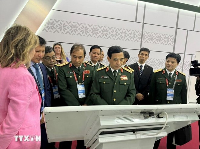 General Phan Van Giang attends Army-2024 forum in Russia