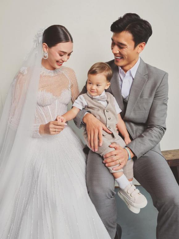 ブイ・ティエン・ズン氏と妻、息子。写真：Facebookキャラクター