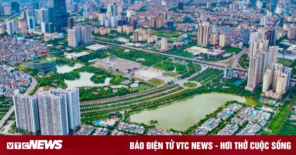 Hanoi and Ho Chi Minh City reduce 92 commune-level administrative units