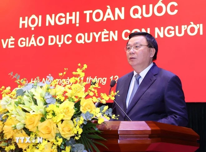 'Bảo vệ quyền con người là làm cho mỗi người dân ngày càng ấm no và hạnh phúc'