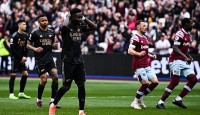 Arsenal rơi điểm đáng tiếc; Man City thu hẹp khoảng cách bảng xếp hạng Ngoại hạng Anh