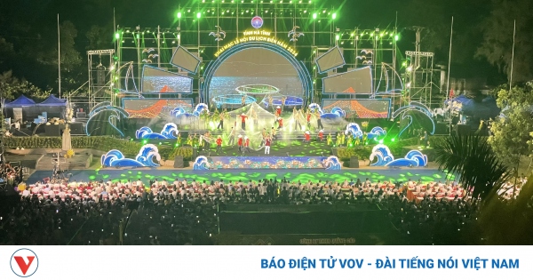 Ha Tinh opens sea tourism festival in 2024