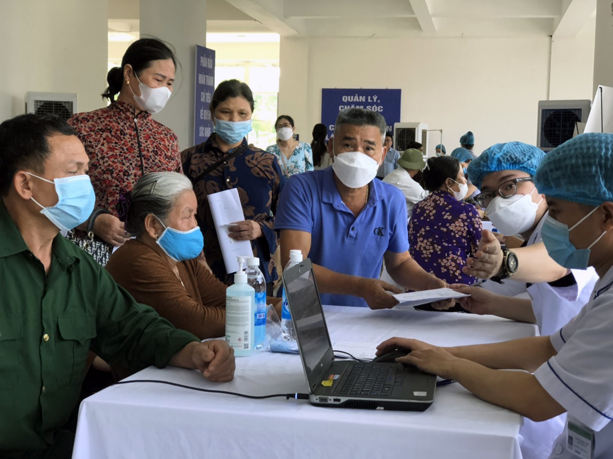 Einwohner von Hanoi erhalten kostenlose Gesundheitsuntersuchungen