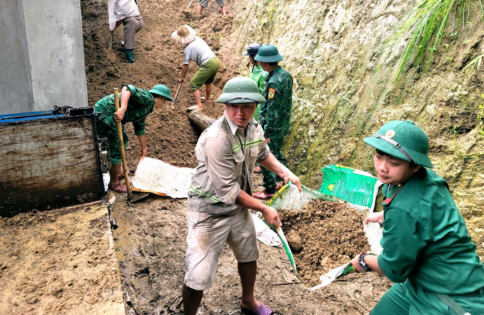 a7国境警備隊の心温まる画像.jpg