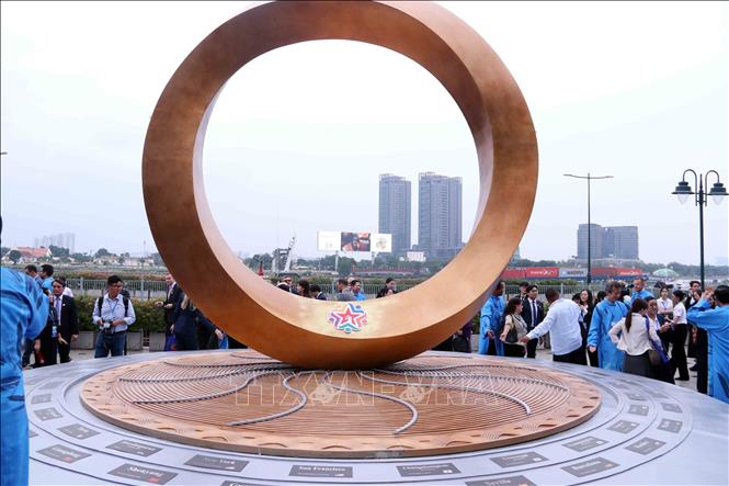 Announcing the Ho Chi Minh City International Friendship Symbol