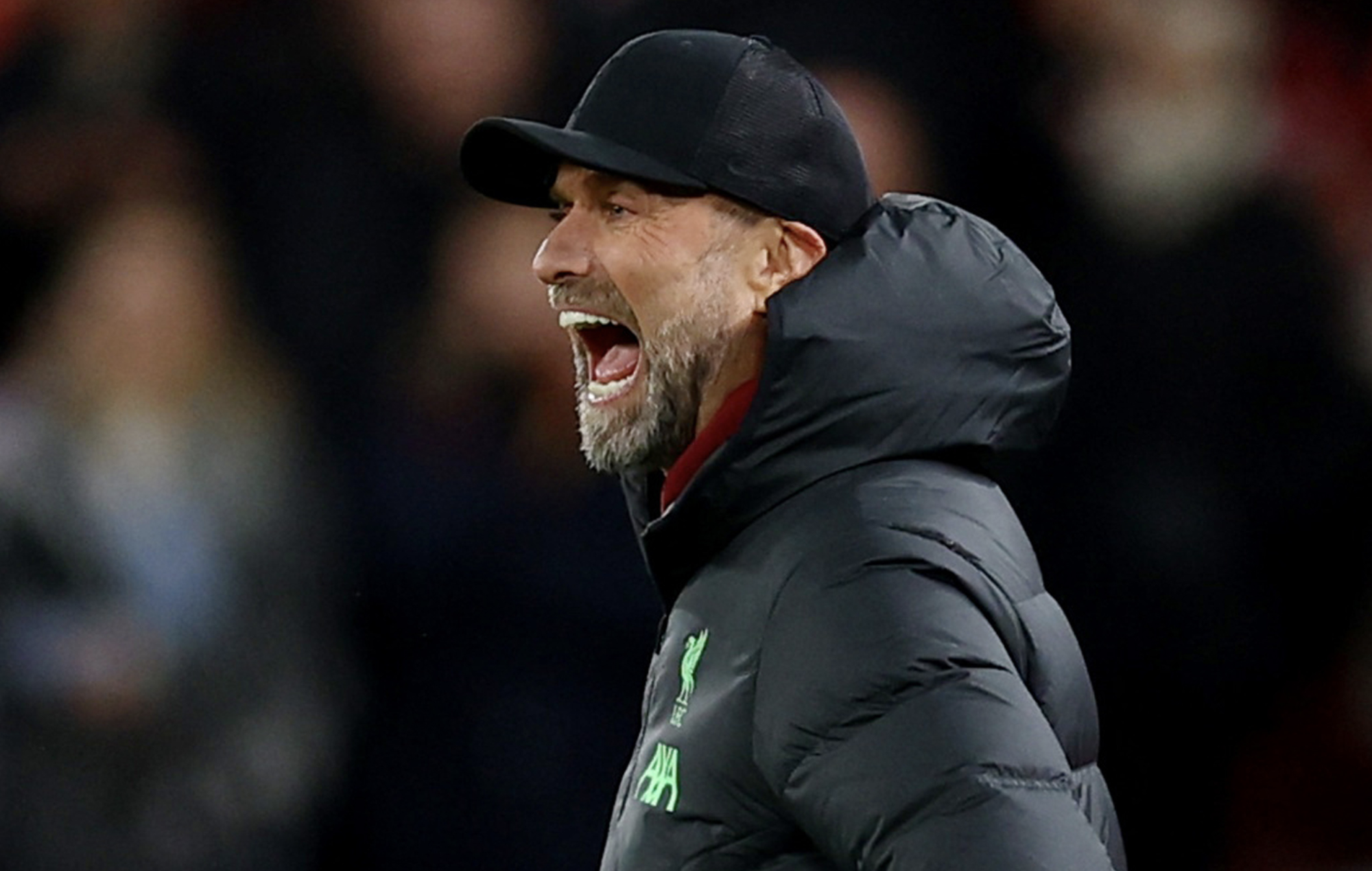 HLV Klopp ngẩn ngơ khi Liverpool hòa M.U, HLV Erik ten Hag tự hào với 1 điểm - Ảnh 1.