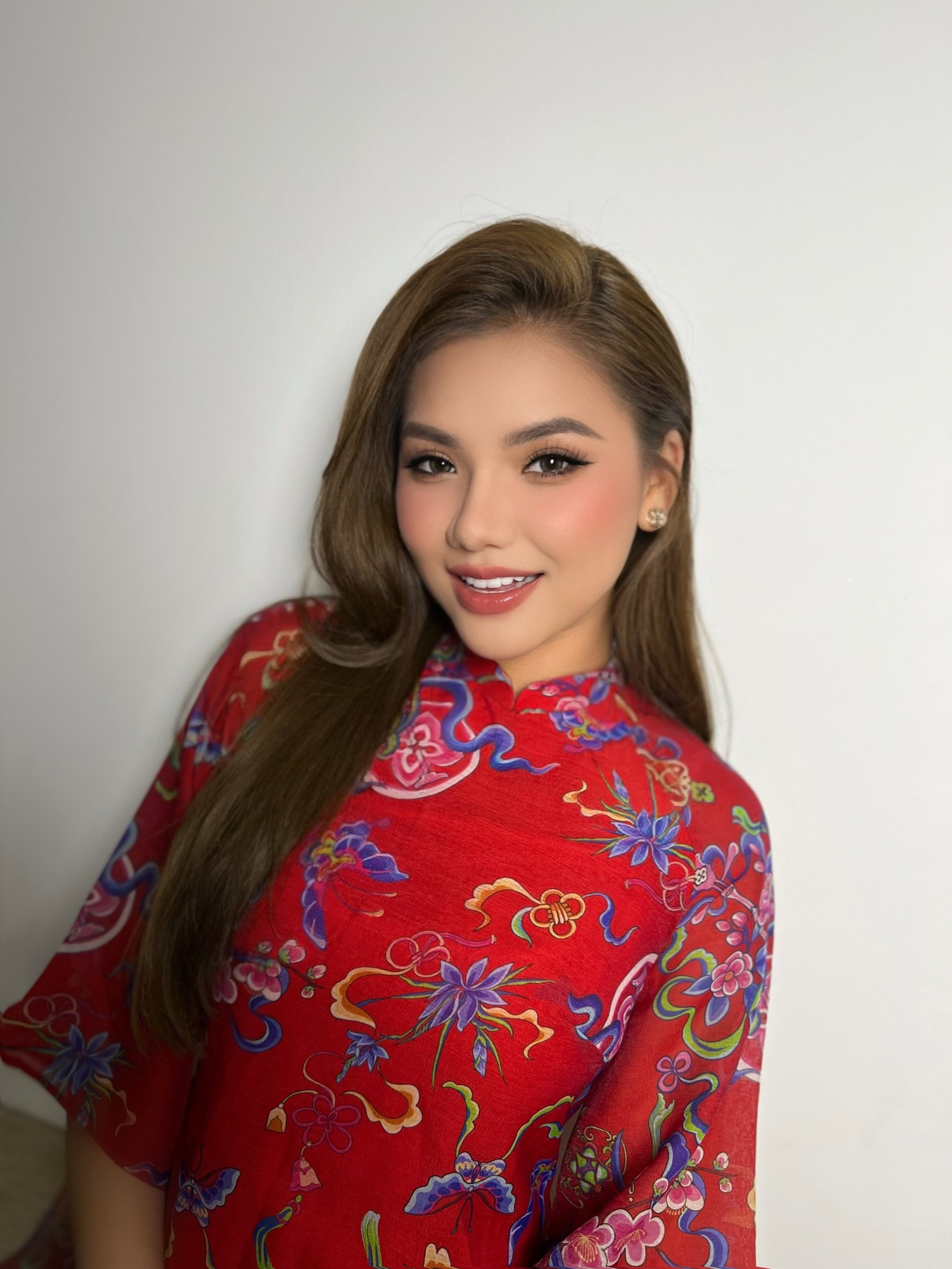  Myra Trần 