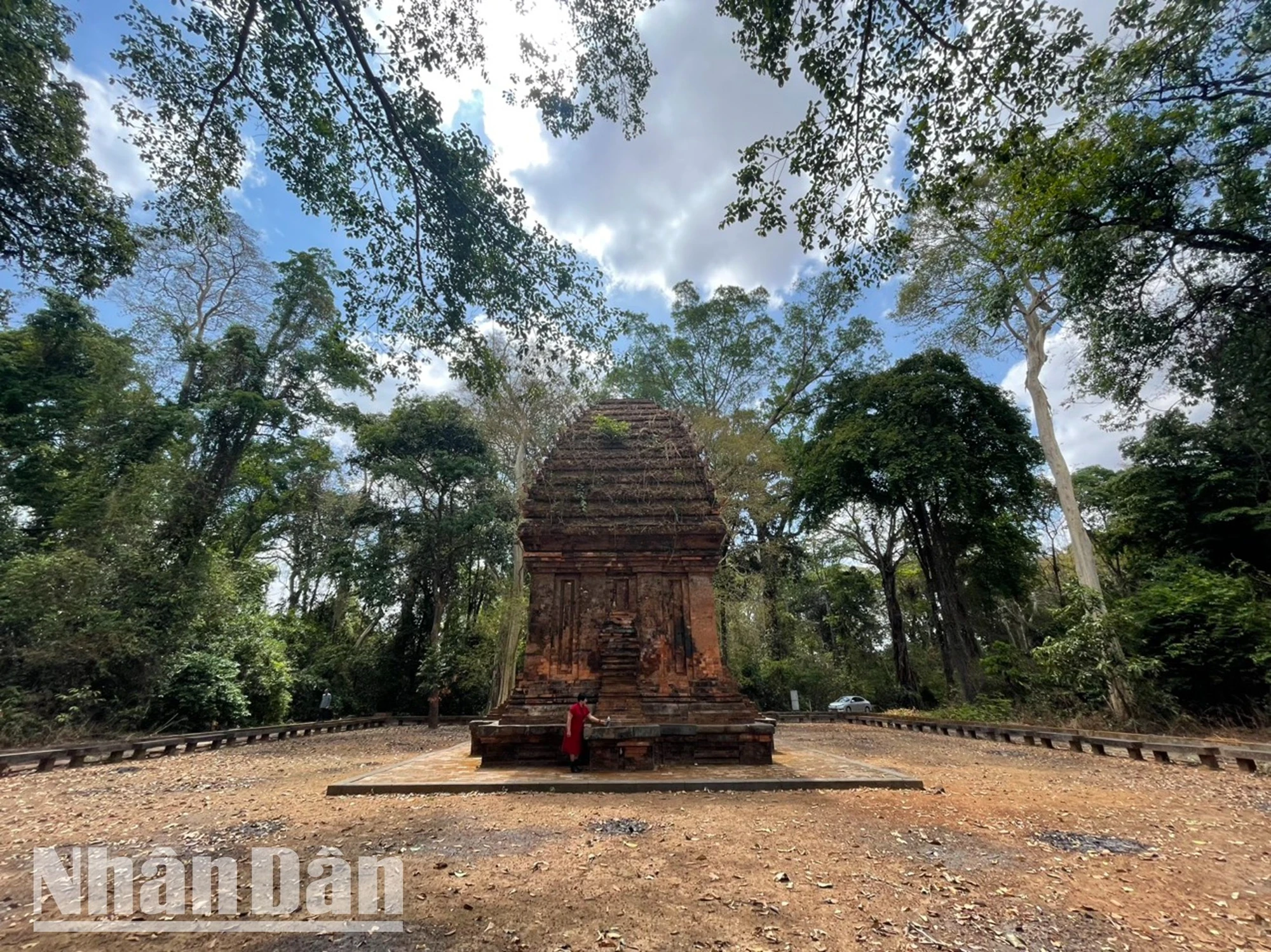 [Ảnh] Huyền bí Tháp Chàm giữa lòng Tây Nguyên ảnh 8