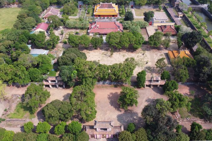 Construction of Thai Mieu relic in Dai Noi Hue image 1