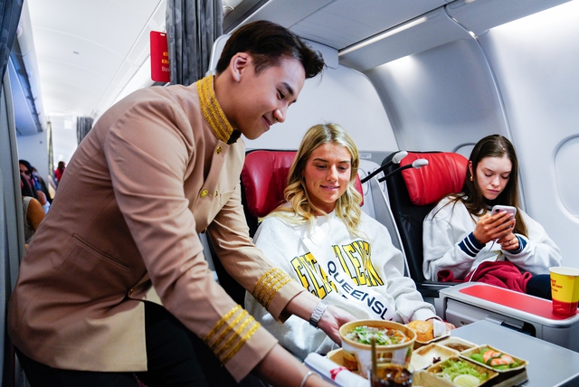 Vietjet đưa Top 28 Hoa hậu Hoàn vũ Australia khám phá Việt Nam tươi đẹp- Ảnh 5.