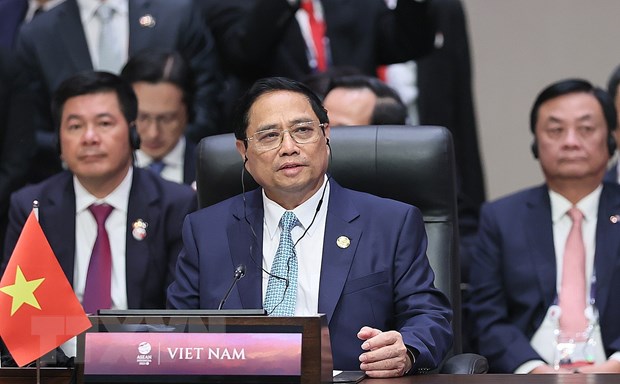 Premier ministre : Renforcer l'autonomie de l'ASEAN en favorisant la connectivité économique