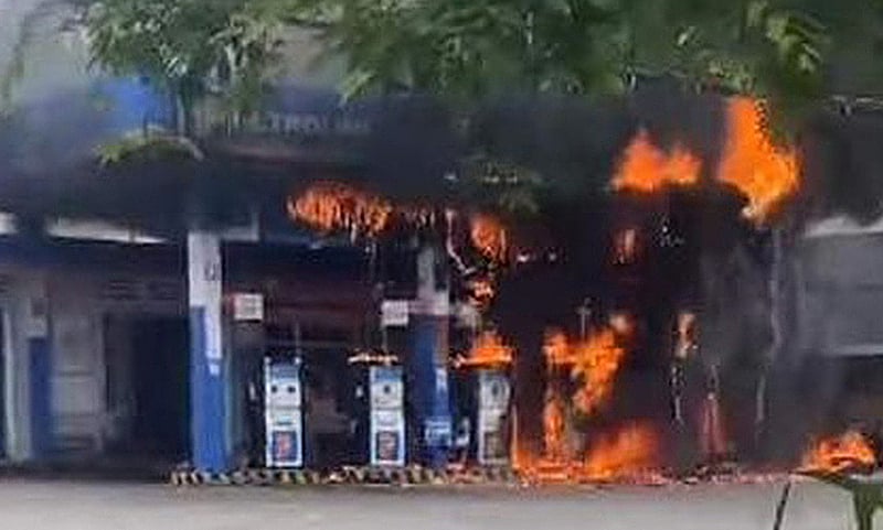 Gas station in Quy Nhon caught fire