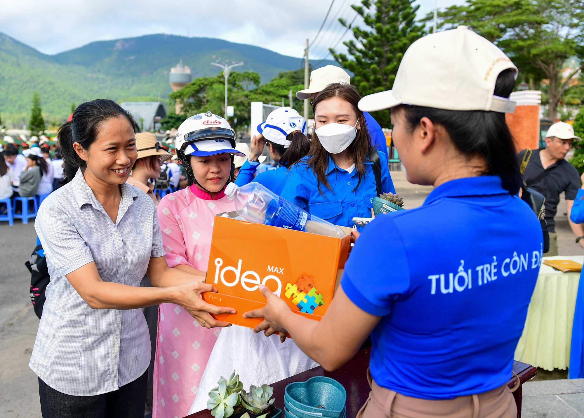 Thu gom hàng trăm kg rác tại Côn Đảo trong 1 tuần- Ảnh 3.