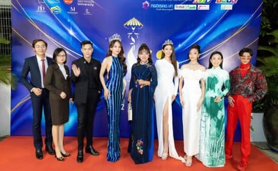 Bà Hồ Thị Thanh Hương trao “viên ngọc biển cả” đến Miss SIU | Phụ nữ