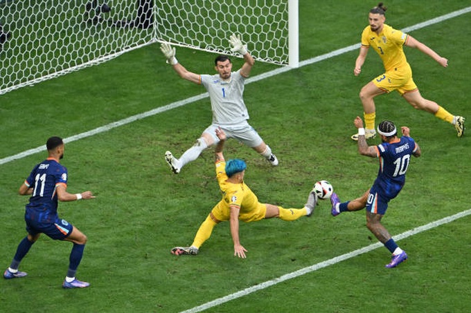 02-july-2024-bavaria-munich-soccer-uefa-euro-2024-european-championship-romania-netherlands.jpg