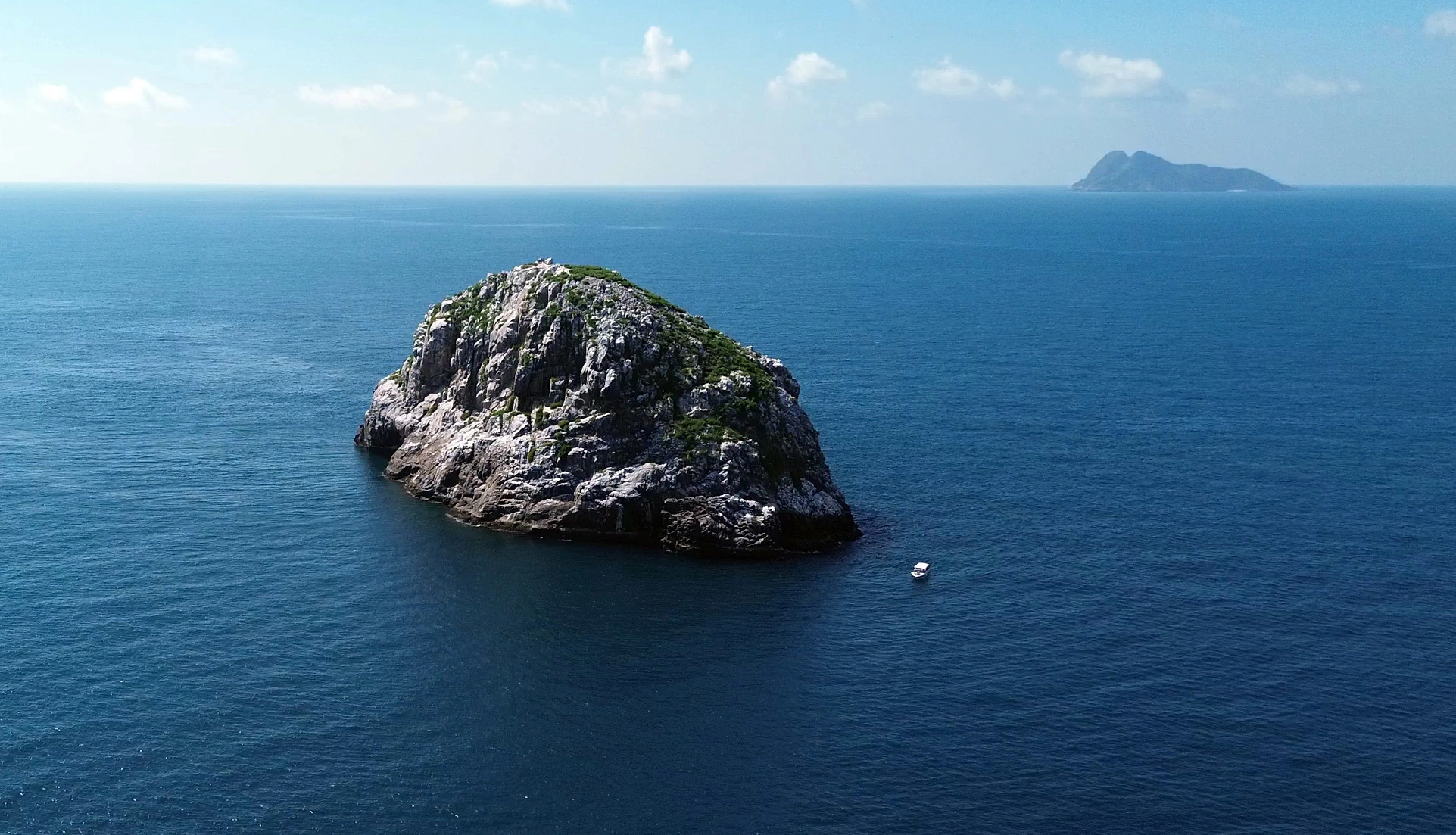 L'île aux œufs de Con Dao est l'endroit où l'on trouve la plus forte densité d'œufs d'oiseaux marins au Vietnam.