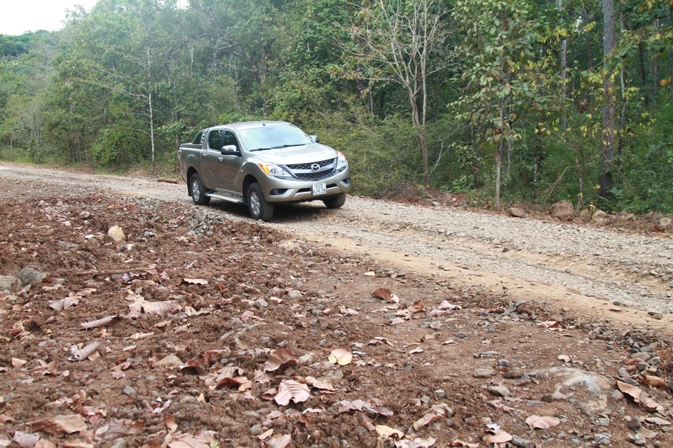 Cars have difficulty moving through this section of road.